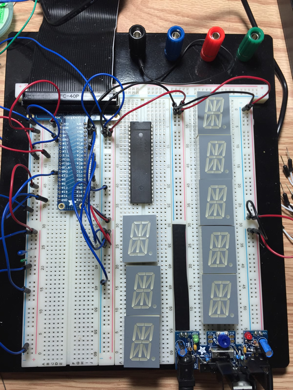 Unwired display bank